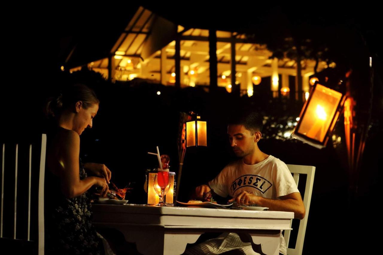 Samudra Beach Resort Tangalle Exterior photo