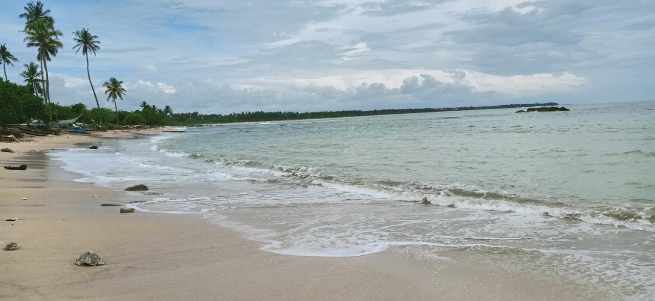 Samudra Beach Resort Tangalle Exterior photo
