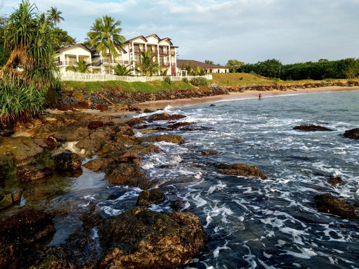Samudra Beach Resort Tangalle Exterior photo